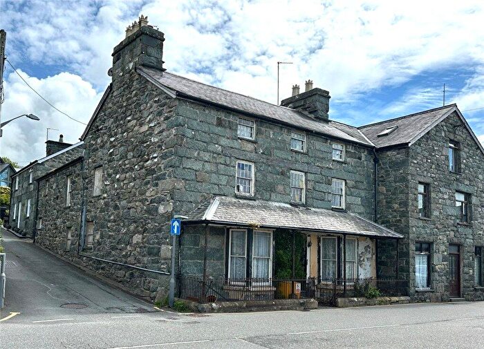 7 Bedroom End Of Terrace House For Sale In Ty Cenin, Dyffryn Ardudwy, Gwynedd, LL44