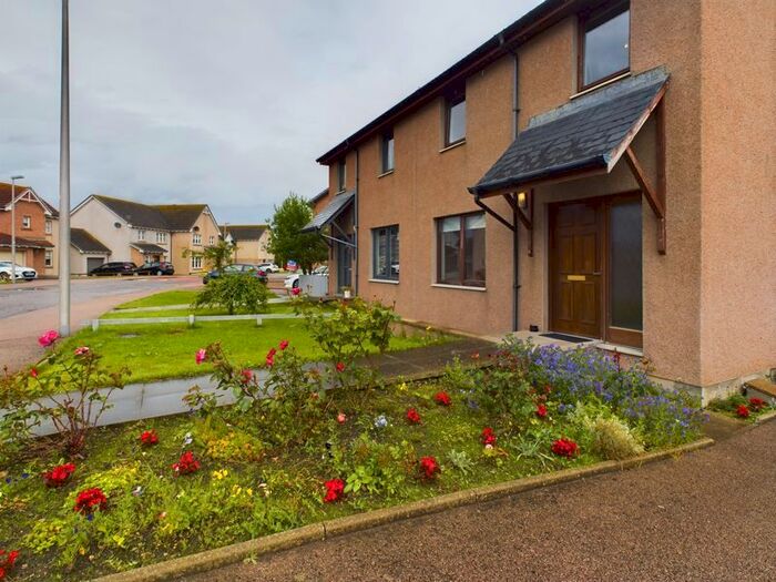 3 Bedroom Property For Sale In Fair Isle Crescent, Peterhead, AB42
