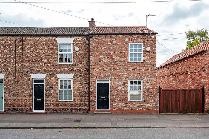3 Bedroom Terraced House For Sale In Dunnington, York, YO19