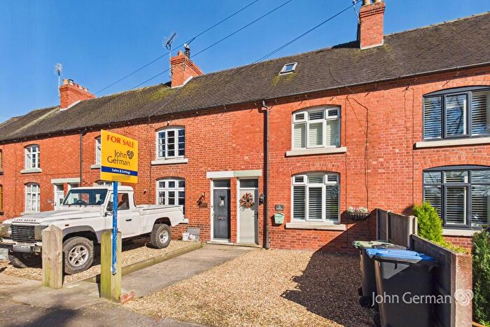 3 Bedroom Terraced House For Sale In Derby Road, Doveridge, DE6