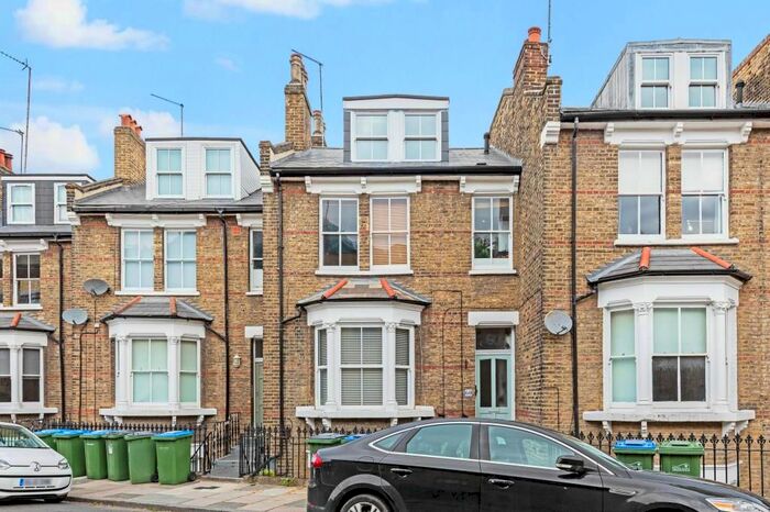 1 Bedroom Flat To Rent In Woodlands Park Road, London, SE10