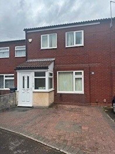 3 Bedroom Terraced House For Sale In Lotus Craft, Smethwick, Birmingham, B67