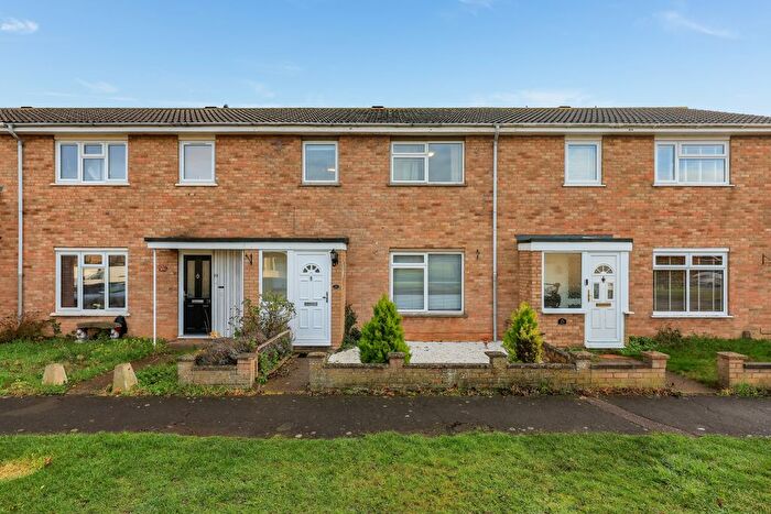3 Bedroom Terraced House For Sale In Lynton Way, Sawston, CB22