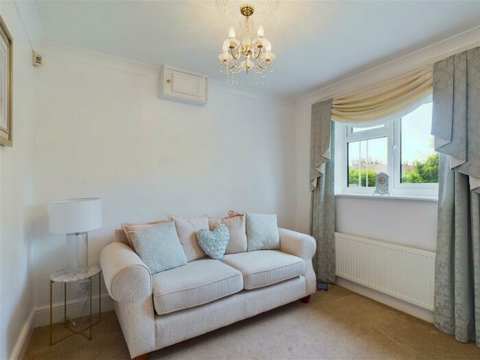 4 Bedroom Detached House For Sale In Swan Delph, Aughton, Lancashire, L39