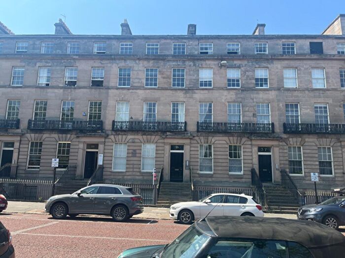 2 Bedroom Flat To Rent In Hamilton Square, Birkenhead, CH41
