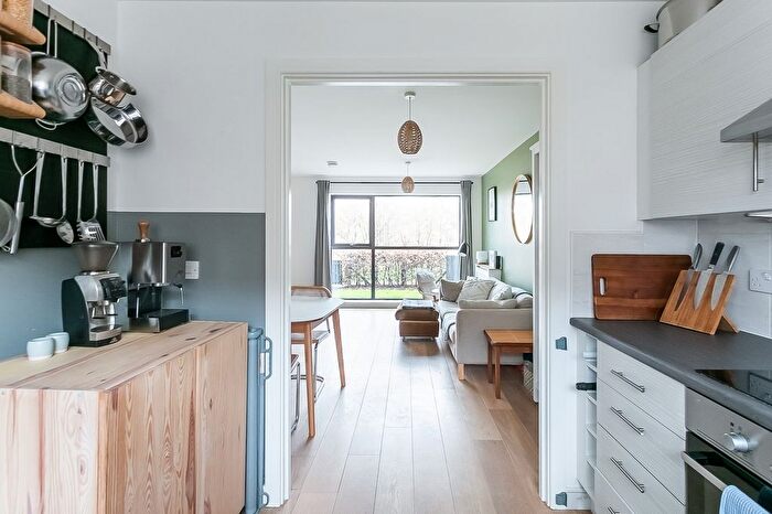 3 Bedroom Terraced House For Sale In Edmonton Terrace, Dalmarnock, Glasgow, G40