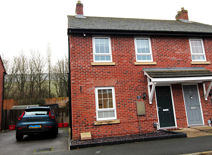 3 Bedroom Semi-Detached House To Rent In Ashby-de-La-Zouch, LE65