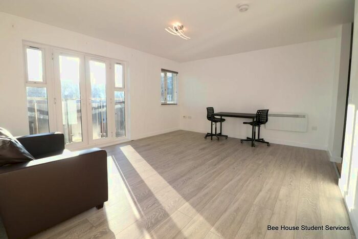 2 Bedroom Flat To Rent In Conisbrough Keep, Coventry, CV1