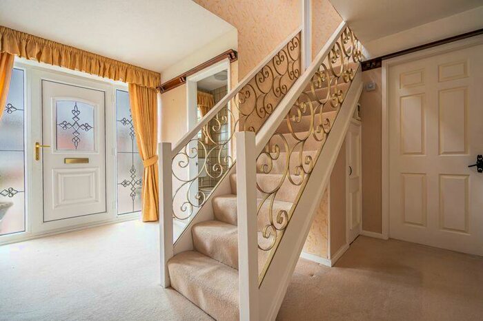 4 Bedroom Detached House For Sale In Bolingbroke Road, Cleethorpes, DN35