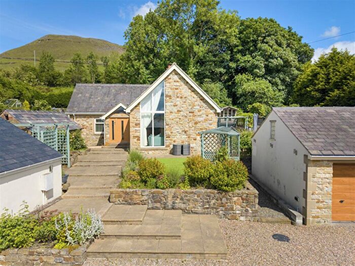 4 Bedroom Detached Bungalow For Sale In Lodge Mill Lane, Ramsbottom, Bury, BL0