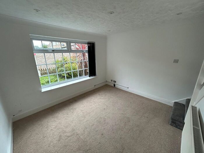 2 Bedroom End Of Terrace House To Rent In Stanbury Road, Hull, East Riding Of Yorkshire, HU6