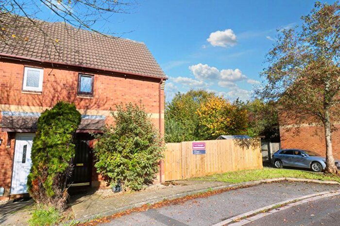 2 Bedroom Terraced House To Rent In Hawthorn Crescent, Yatton, BS49