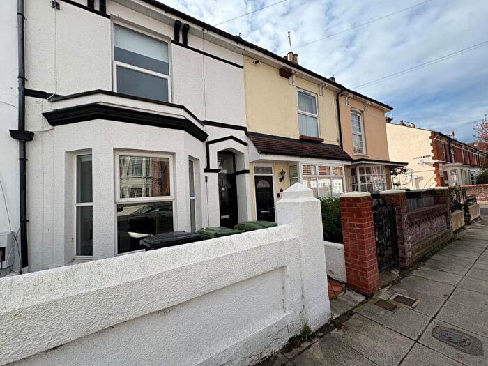 3 Bedroom House To Rent In Inglis Road, Southsea, PO5