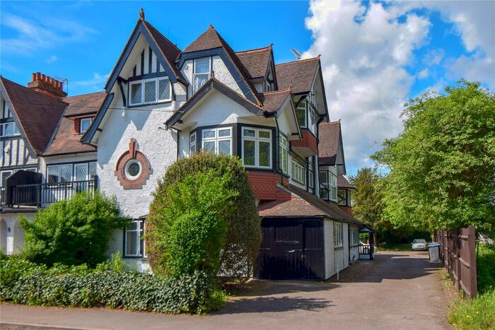 1 Bedroom Flat To Rent In Red Roofs, Taplow, Maidenhead, Berks, SL6