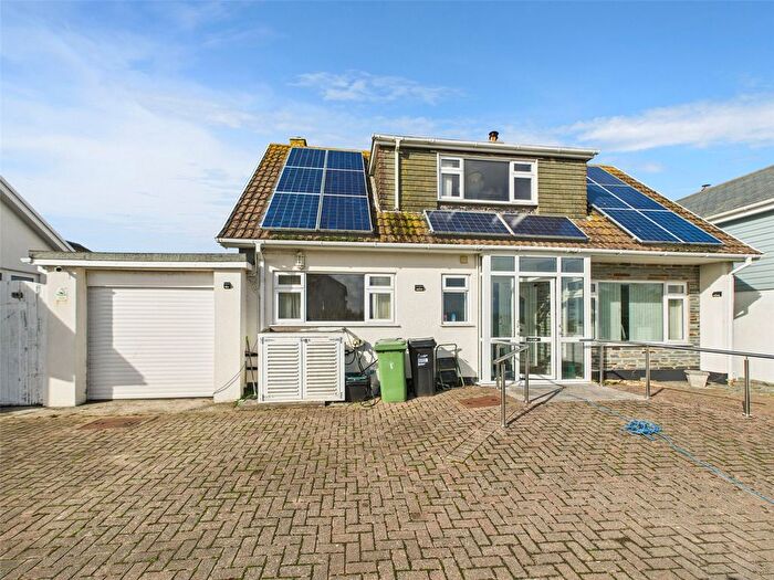 4 Bedroom Bungalow For Sale In Crescent Rise, Constantine Bay, Padstow, PL28