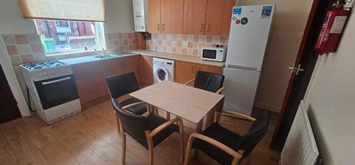 4 Bedroom Terraced House To Rent In Welton Grove, Leeds, West Yorkshire, LS6