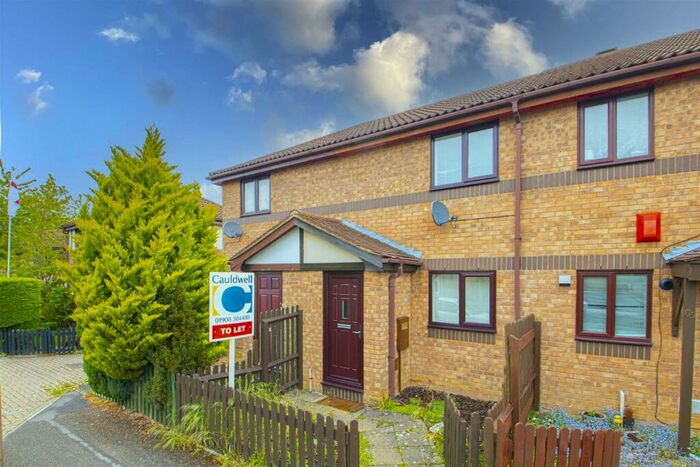 1 Bedroom Terraced House To Rent In Stafford Grove, Shenly Church End, MK5