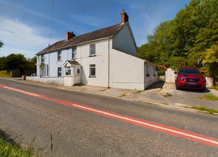 2 Bedroom Semi-Detached House For Sale In Meidrim Road, St. Clears, Carmarthen, SA33