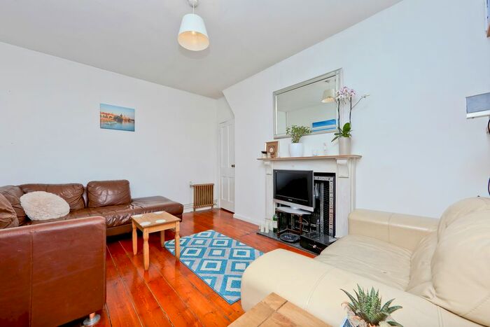 1 Bedroom Flat To Rent In King James Street, London, SE1