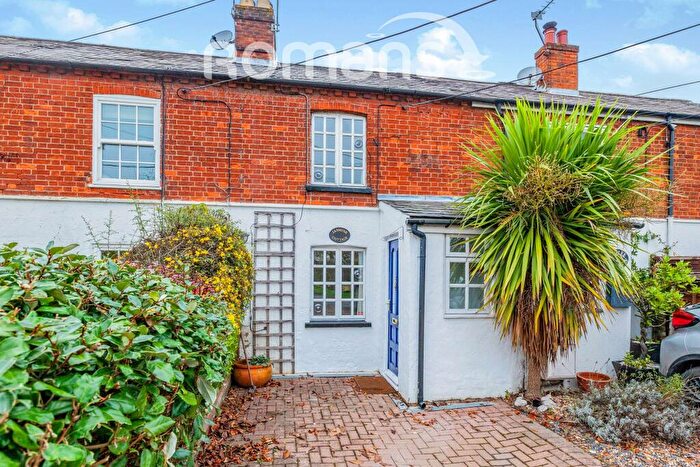 2 Bedroom Terraced House To Rent In Money Row Green, SL6