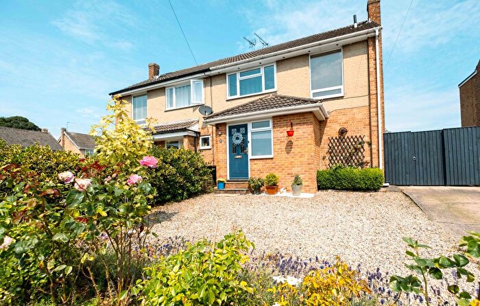 3 Bedroom Semi-Detached House To Rent In Park Way, Knaresborough, HG5