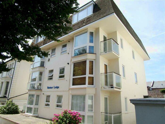 Flat To Rent In Ventnor Villas, Hove, BN3