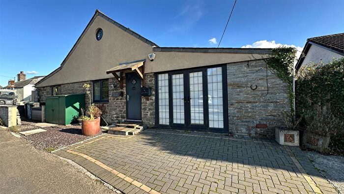 3 Bedroom Detached House For Sale In Coads Green, Launceston, PL15