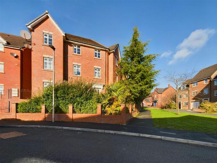 2 Bedroom Flat To Rent In Gadbury Fold, Atherton, Manchester, M46