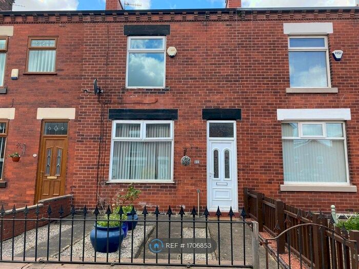 3 Bedroom Terraced House To Rent In Leinster Street, Farnworth, Bolton, BL4