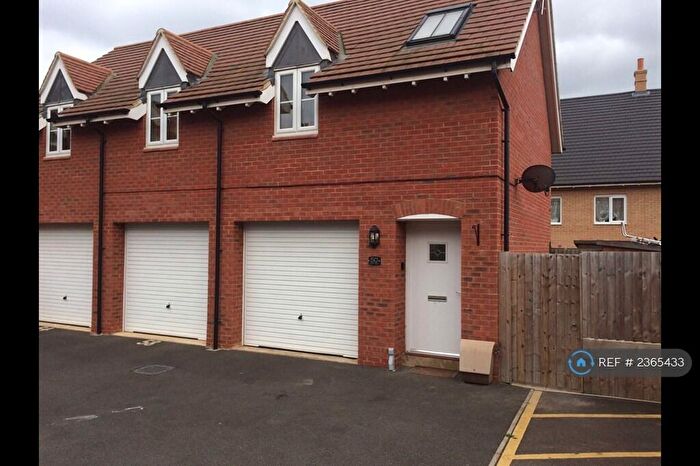 2 Bedroom Flat To Rent In Great Denham, Bedford, MK40