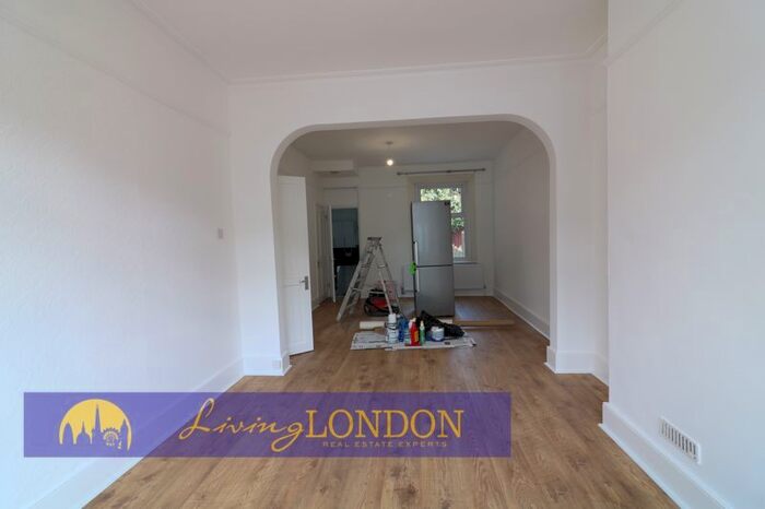 3 Bedroom Terraced House To Rent In Sheldon Road, London, N18