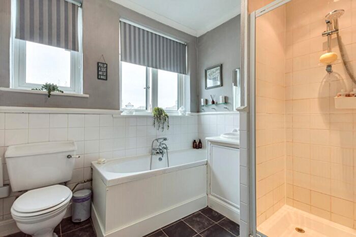 3 Bedroom Semi-Detached House For Sale In Avery Hill Road, London, SE9