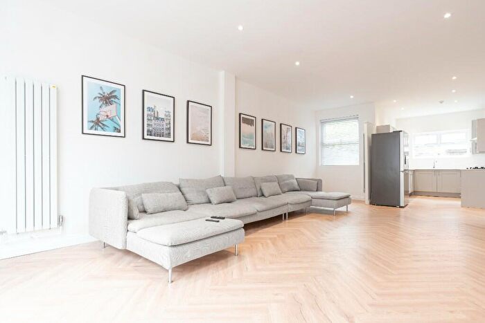 6 Bedroom Terraced House To Rent In Egerton Road, Liverpool, Merseyside, L15