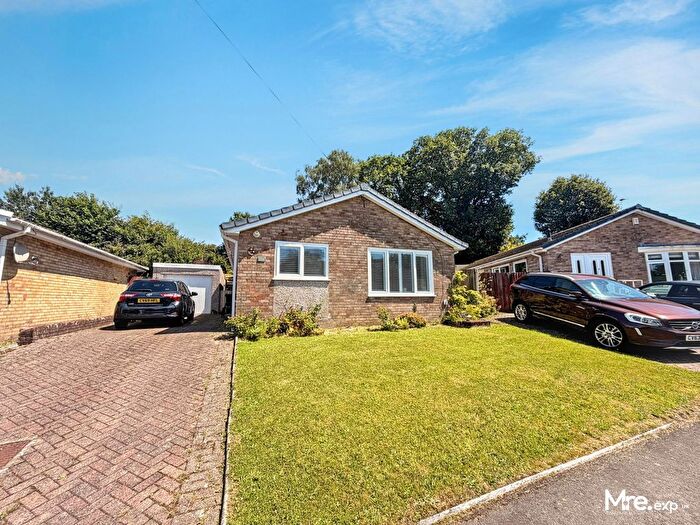 3 Bedroom Bungalow For Sale In Delffordd, Pontardawe, Swansea, SA8