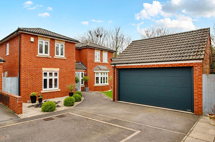4 Bedroom Detached House For Sale In Sir Charles Irving Close, The Park, Cheltenham, GL50