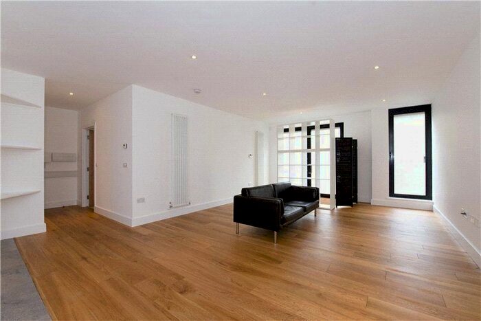 1 Bedroom Flat To Rent In Orleston Road, Islington, London, N7