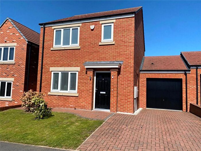 3 Bedroom Link Detached House For Sale In Appletreewick Close, Hetton Le Hole, Houghton Le Spring, Tyne And Wear, DH5