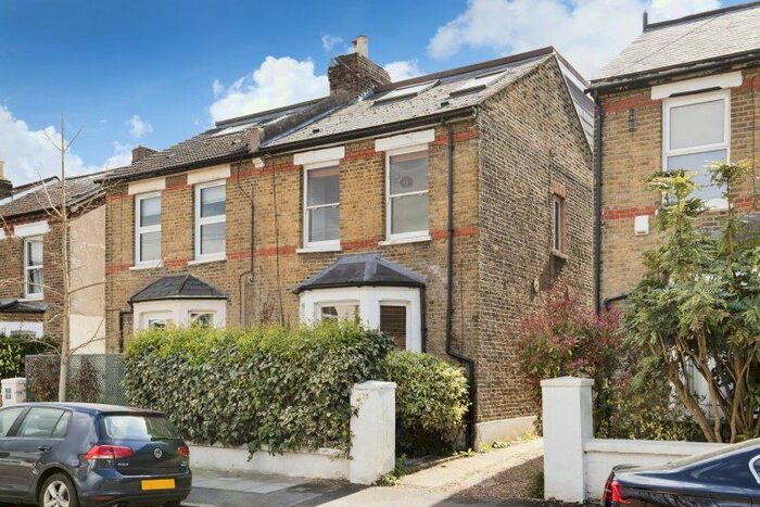 4 Bedroom Detached House To Rent In Graham Road, Wimbledon, SW19