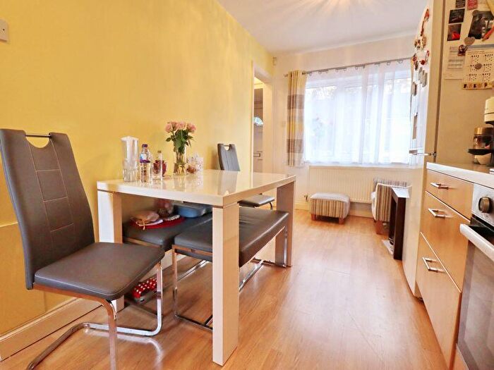 3 Bedroom Terraced House For Sale In Aspinall Crescent, Worsley, Manchester, M28