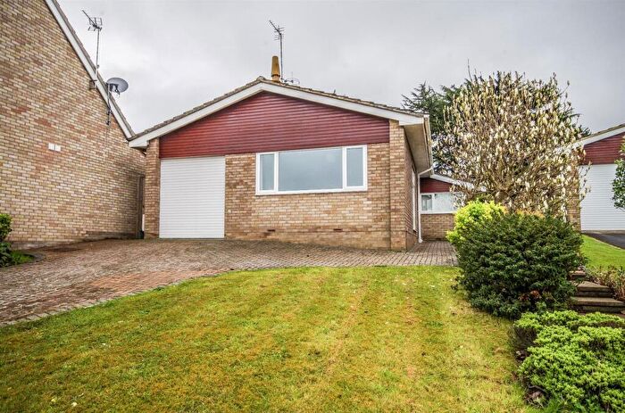 2 Bedroom Detached Bungalow To Rent In Woodview Road, Norman Hill, Dursley, GL11