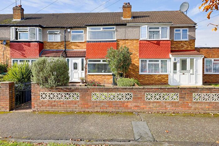 3 Bedroom Terraced House For Sale In Fouracres, Enfield, EN3