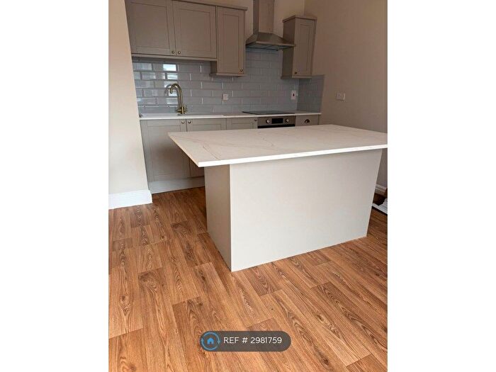 1 Bedroom Flat To Rent In Promenade, Southport, PR9