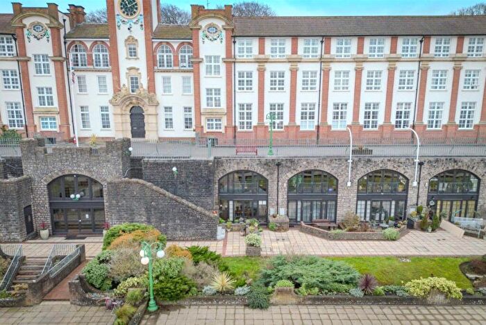 2 Bedroom House To Rent In The Vaults, Portishead, BS20