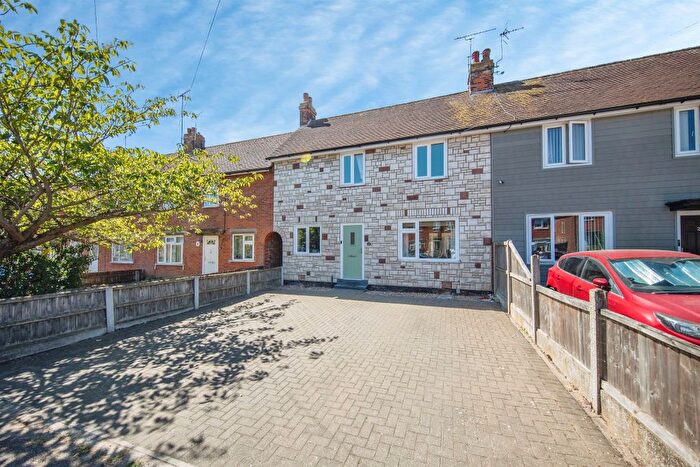 3 Bedroom Terraced House For Sale In Goring Road, Colchester, CO4