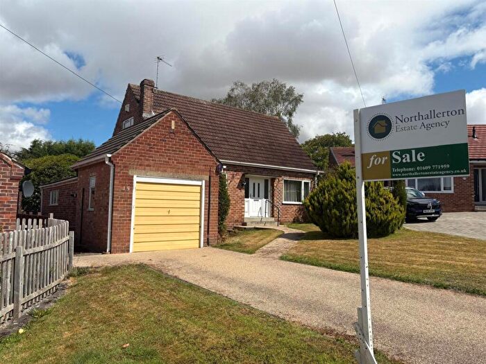 3 Bedroom Detached Bungalow For Sale In Borrowby Avenue, Northallerton, DL6