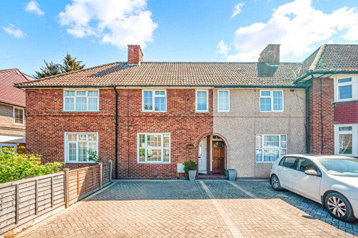 2 Bedroom Terraced House For Sale In Furness Road, Morden, SM4