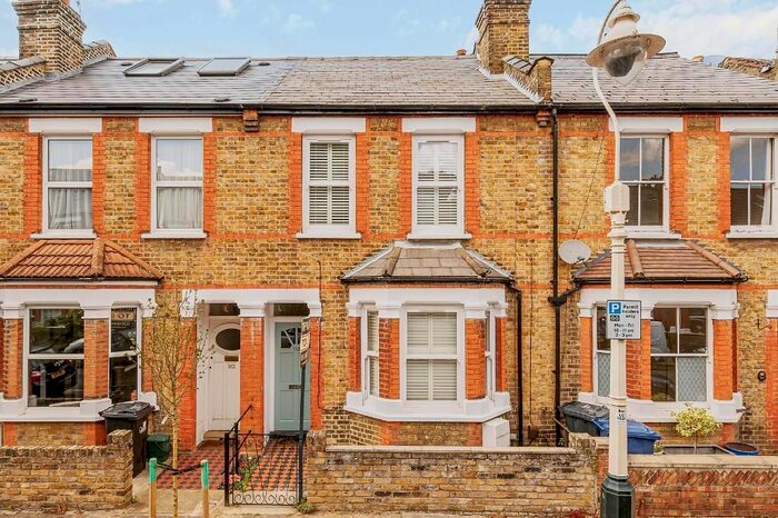 3 Bedroom Terraced House To Rent In Salisbury Road, Ealing, London, W13