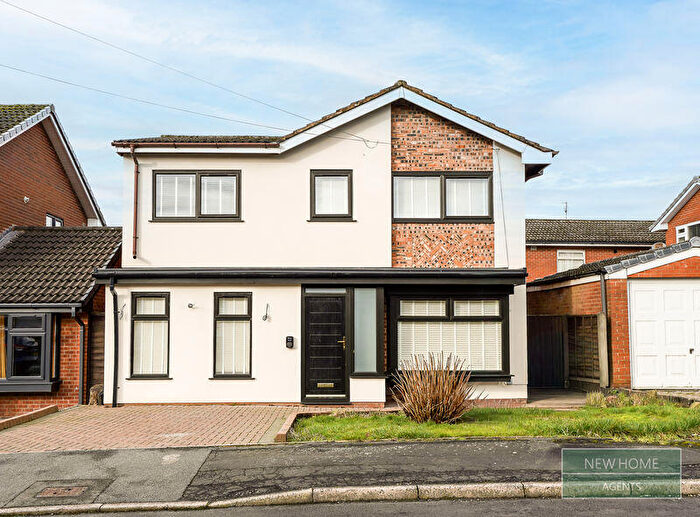 4 Bedroom Detached House For Sale In Landedmans Westhoughton, Bolton, BL5