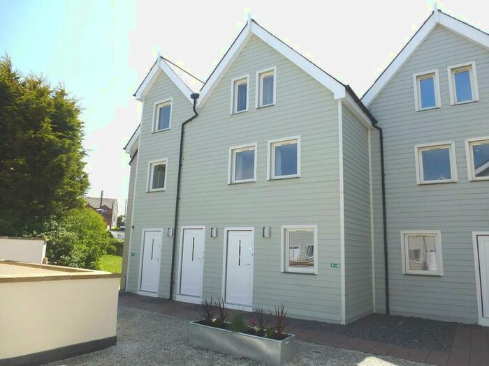 3 Bedroom Flat To Rent In The Strand, Bude, EX23