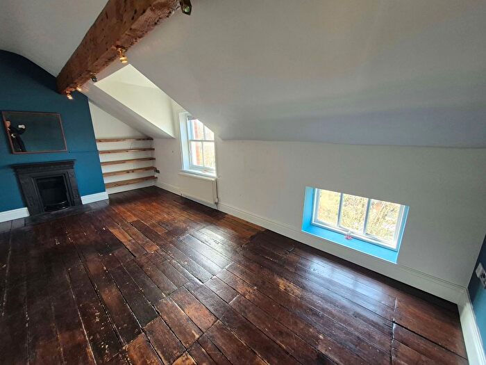 2 Bedroom Flat For Sale In Cecil Street, Lytham St. Annes, FY8